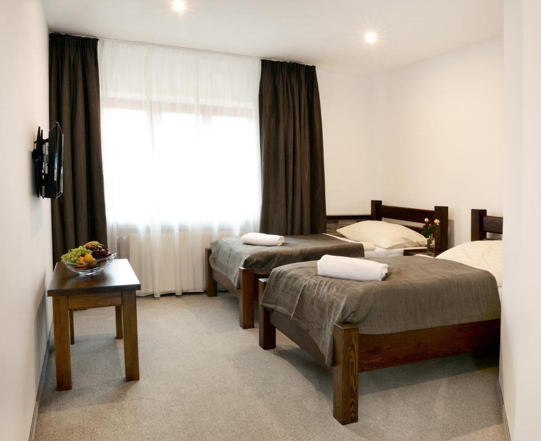Restaurace A Penzion Pod Hradem Hotel Zlín Eksteriør billede